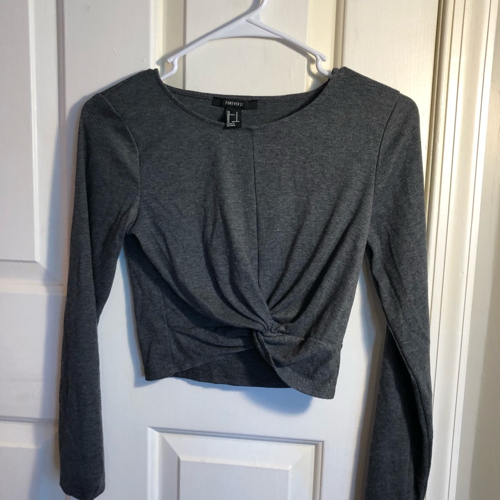 Long sleeve crop top